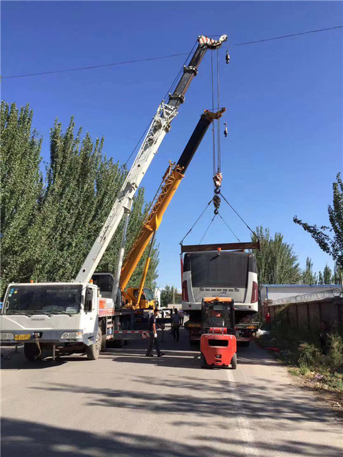 共和县港口集装箱搬运案例